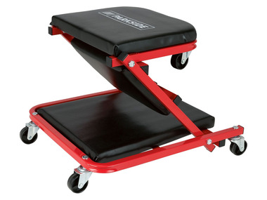 Montage stool/rolling board