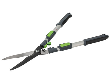 Telescopic hedge trimmer