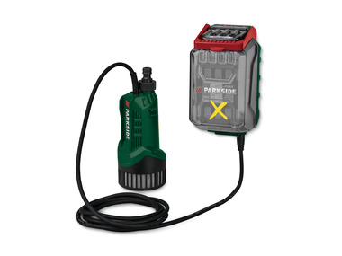 Battery pump for rainwater tank