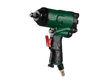 Compressed air impact screwdriver