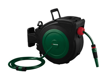 Wall-mounted hose reel