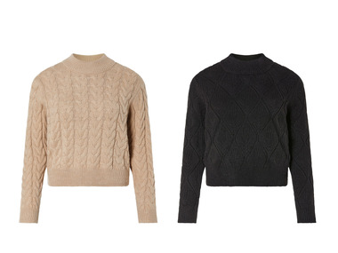 Fat fabric sweater with a braid pattern