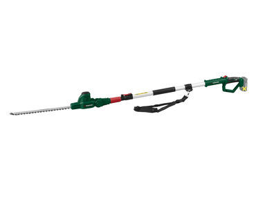 Telescopic hedge trimmer