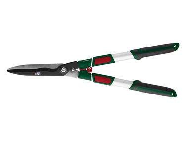 Telescopic hedge trimmer