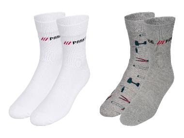 2 pairs of sports socks