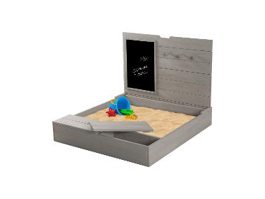 Sand box with lid