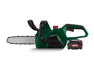 Cordless chainsaw with 4 Ah battery