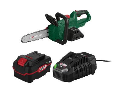 Capular chain saw with 4 AH battery and charger