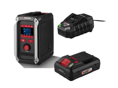 Both construction radio + smart battery /4 Ah + charger /4