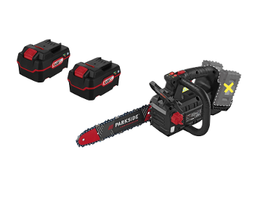 Battery chainsaw with 2 batteries