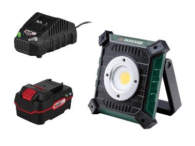 LED construction lamp battery kit with battery