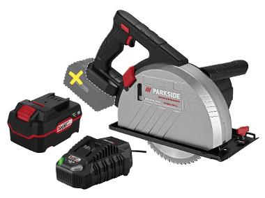 Cordless metal circular saw with 4 Ah battery and 4